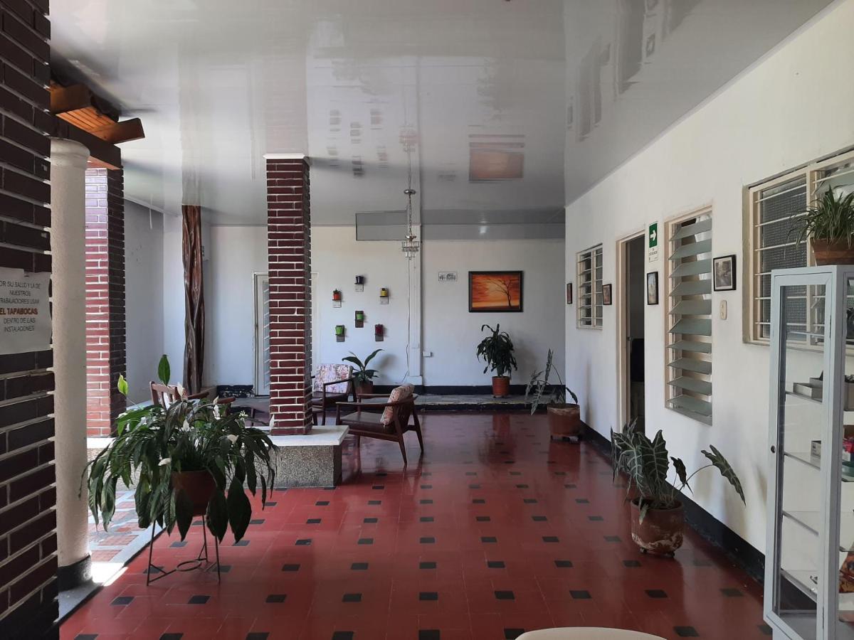 Hotel Andaluz Andalucia Bagian luar foto